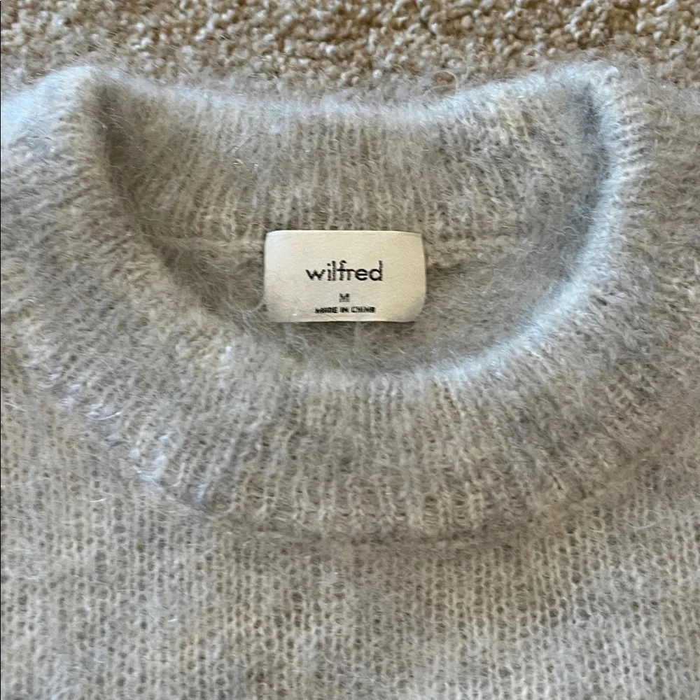 Wilfred Gray Sweater - Picture 2 of 6